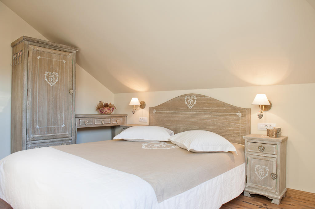 Chalet Hovel Mînăstirea Humorului Kamer foto