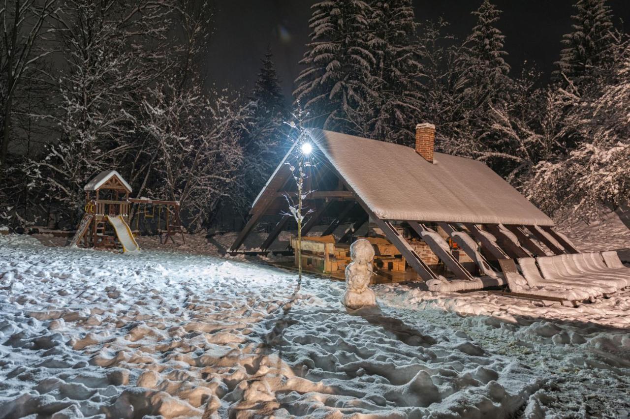Chalet Hovel Mînăstirea Humorului Buitenkant foto