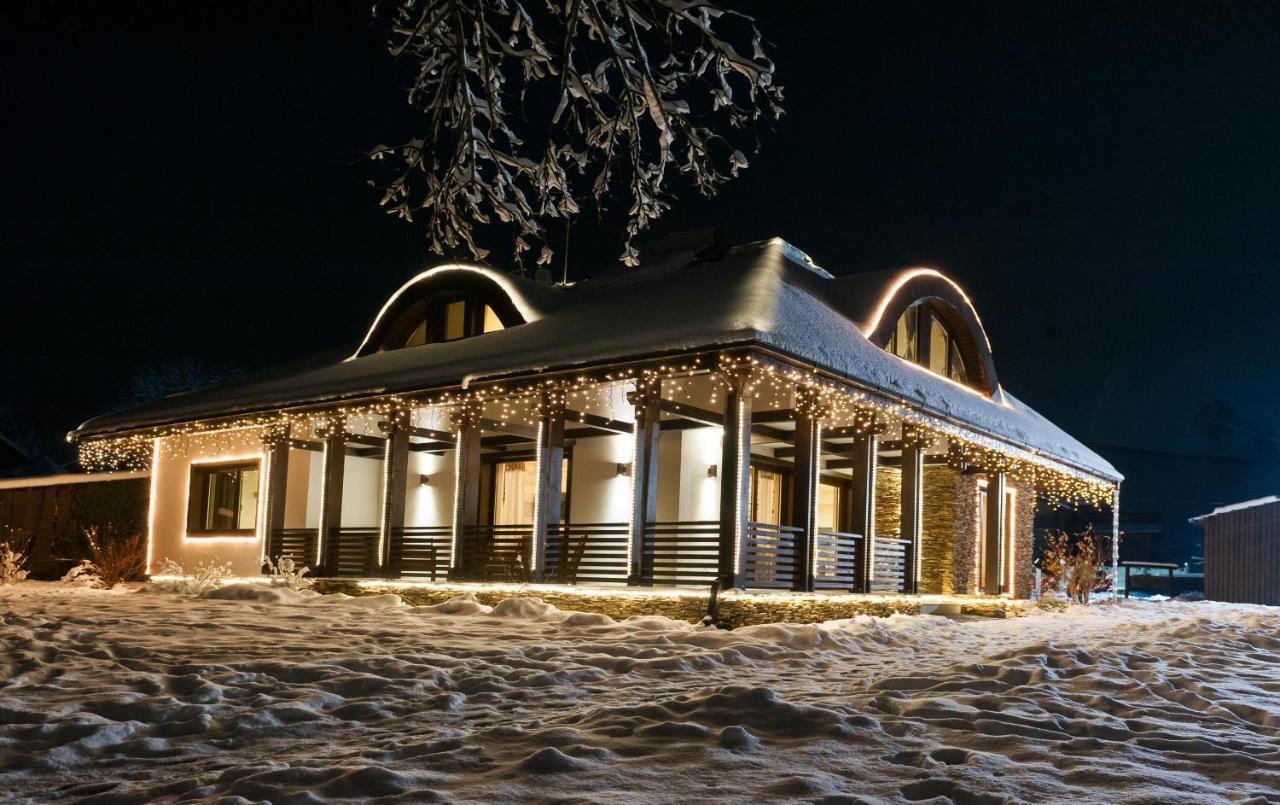 Chalet Hovel Mînăstirea Humorului Buitenkant foto